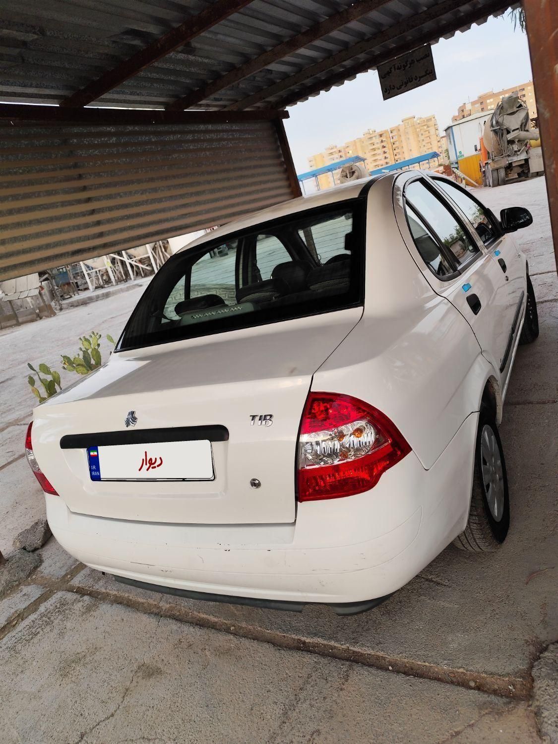تیبا صندوق دار SX - 1399