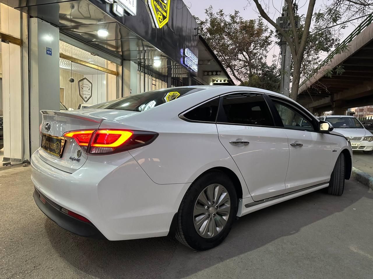 هیوندای سوناتا هیبرید GL - 2017