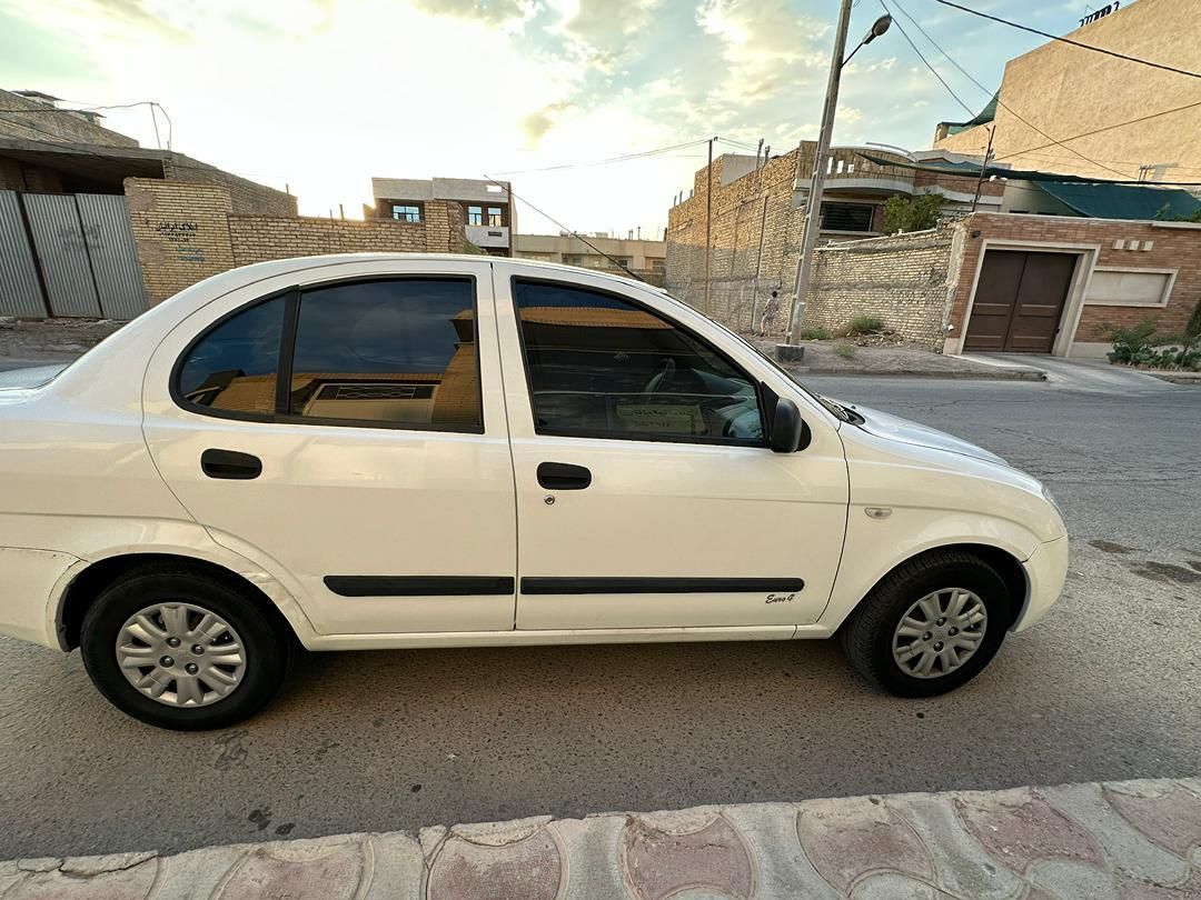 تیبا صندوق دار SX - 1393