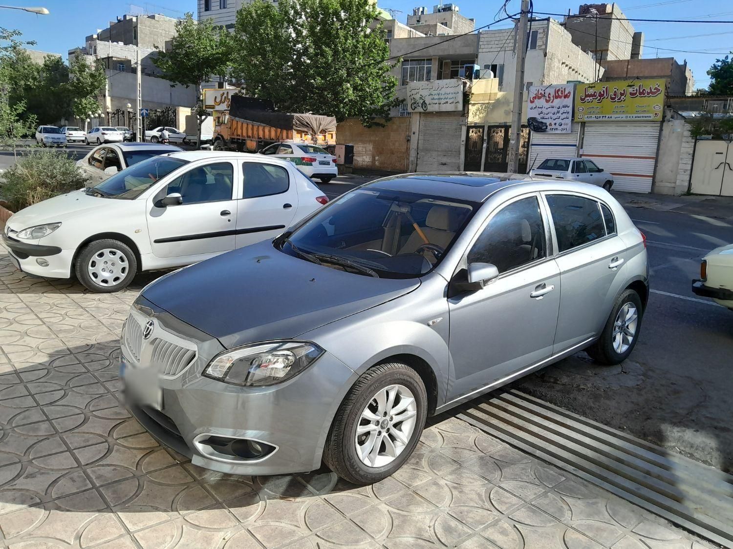 برلیانس H320 اتوماتیک 1500 - 1395