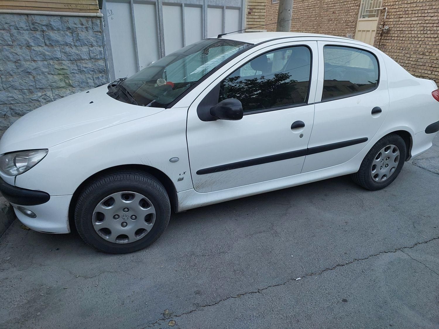 پژو ۲۰۶ صندوق دار v8 - 1395