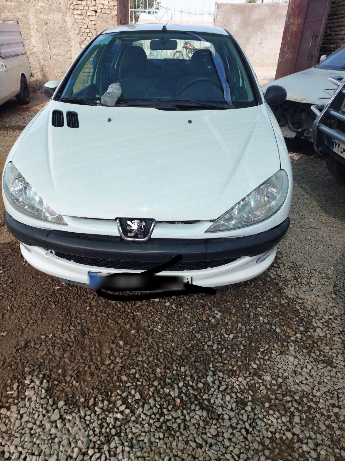 پژو ۲۰۶ صندوق دار v8 - 1395