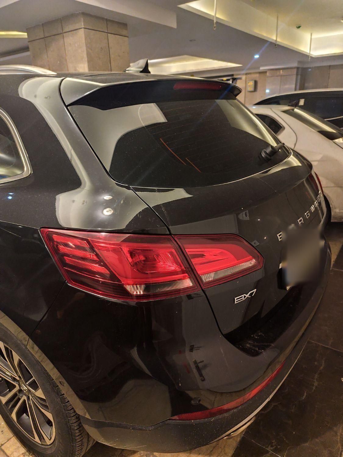 بورگوارد BX7 آلتیمیت - 2018