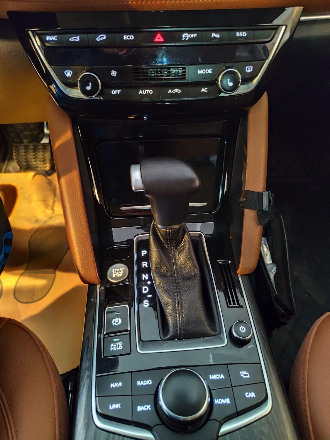 بورگوارد BX7 آلتیمیت - 2018