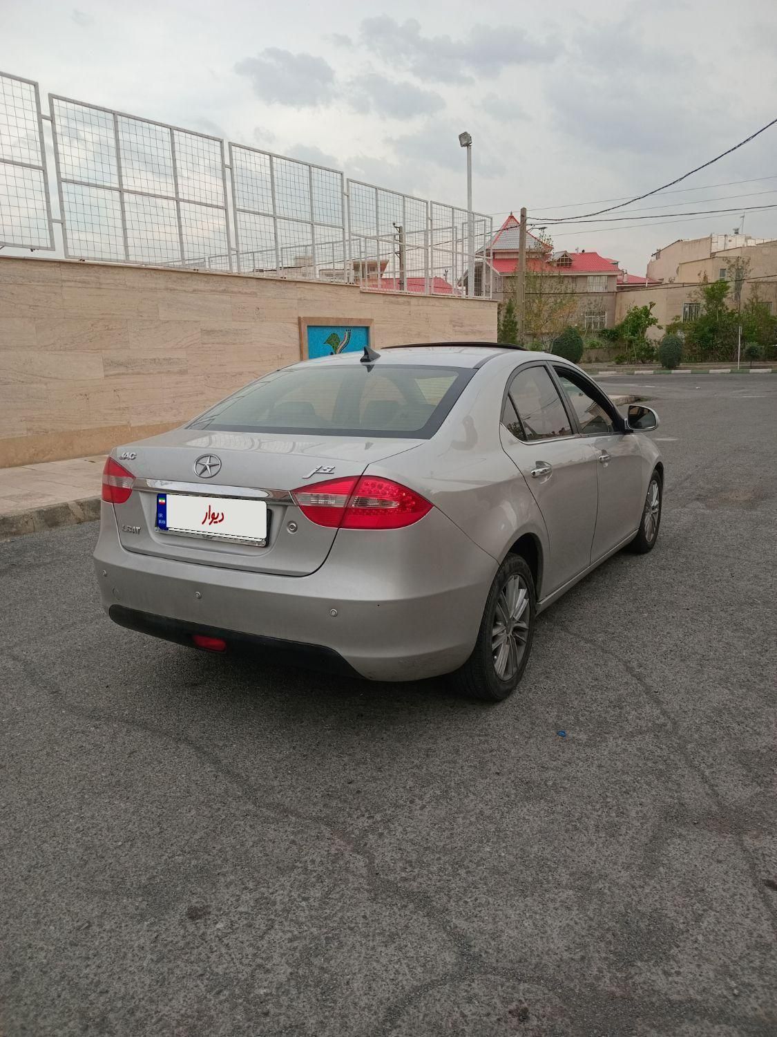 جک J5 اتوماتیک - 1394