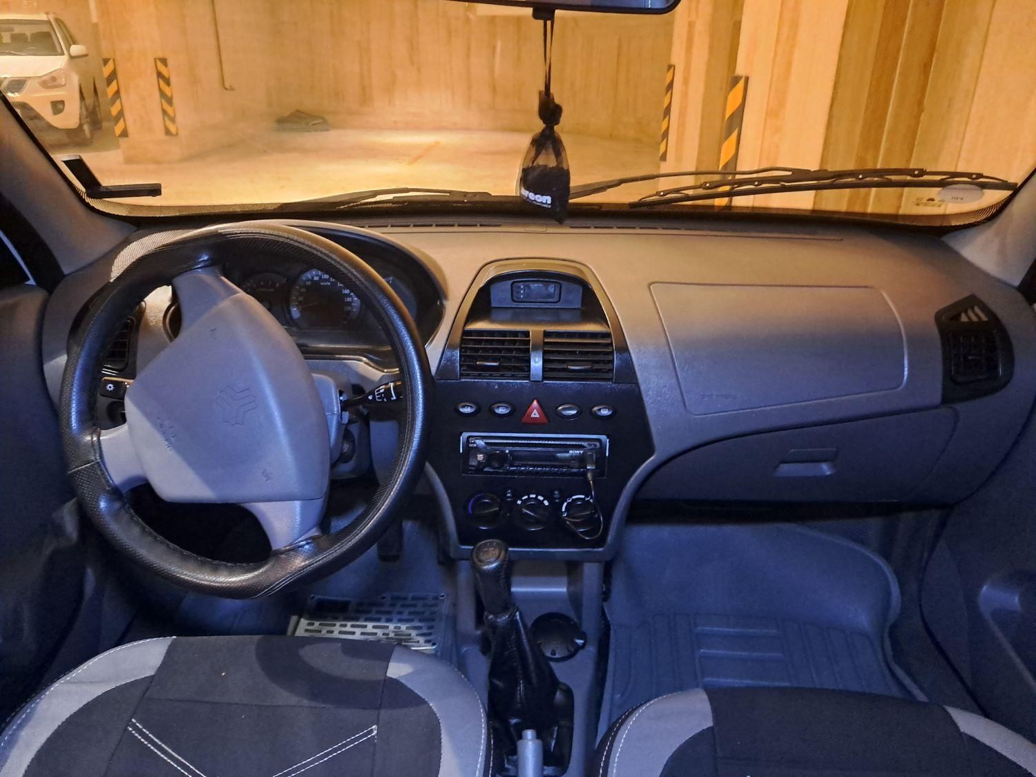 تیبا صندوق دار SX - 1401