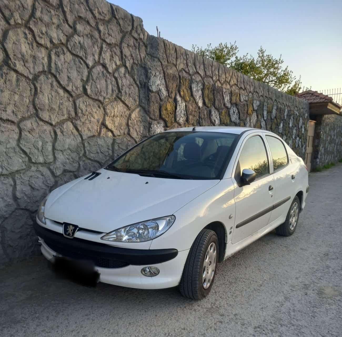 پژو ۲۰۶ صندوق دار v8 - 1399