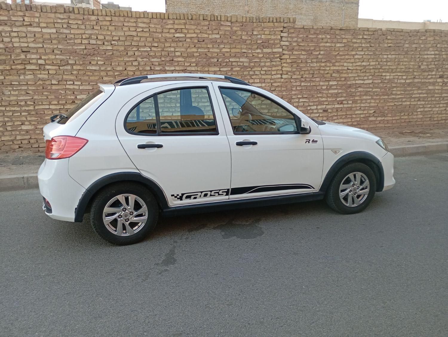 کوییک R دنده‌ای - 1399