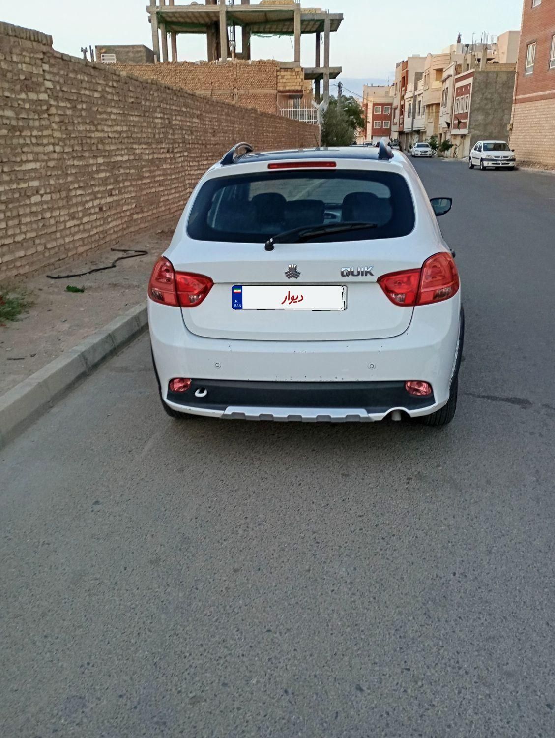 کوییک R دنده‌ای - 1399