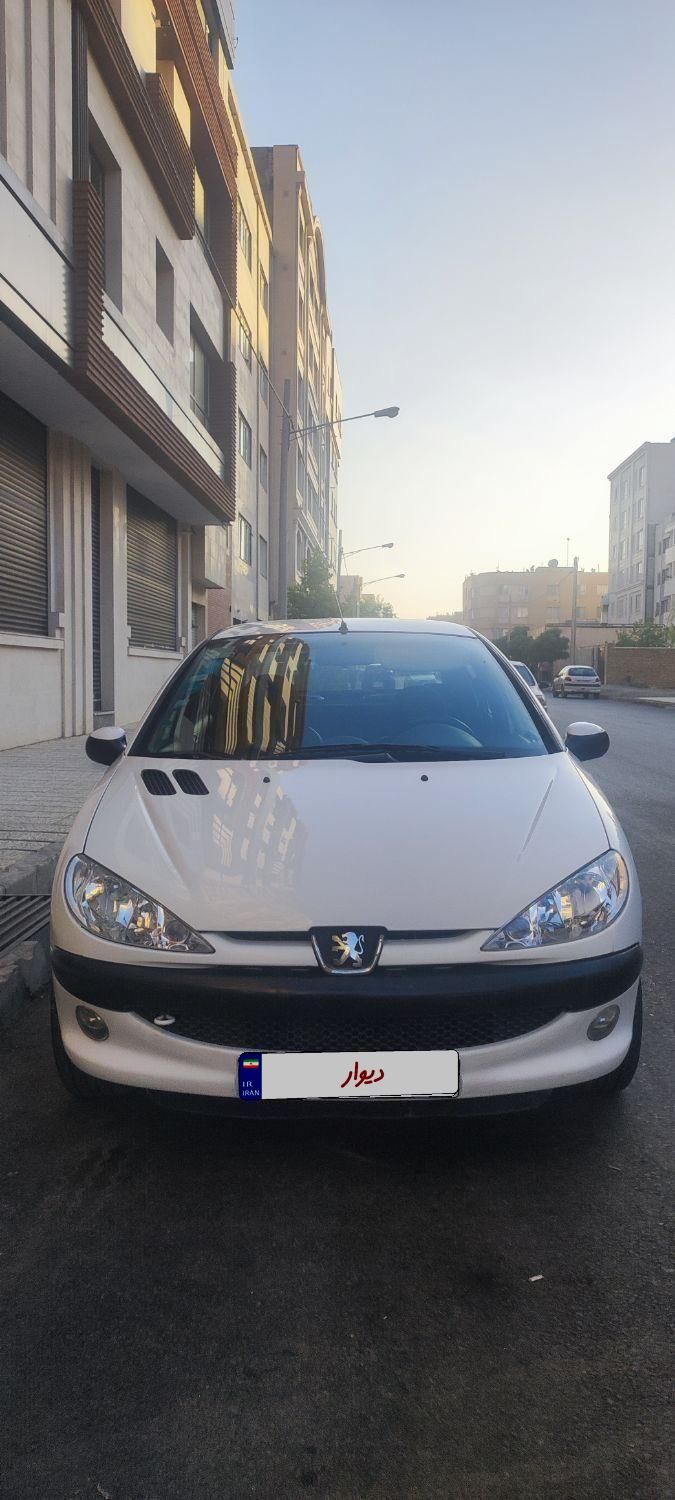 پژو ۲۰۶ صندوق دار v1 - 1389