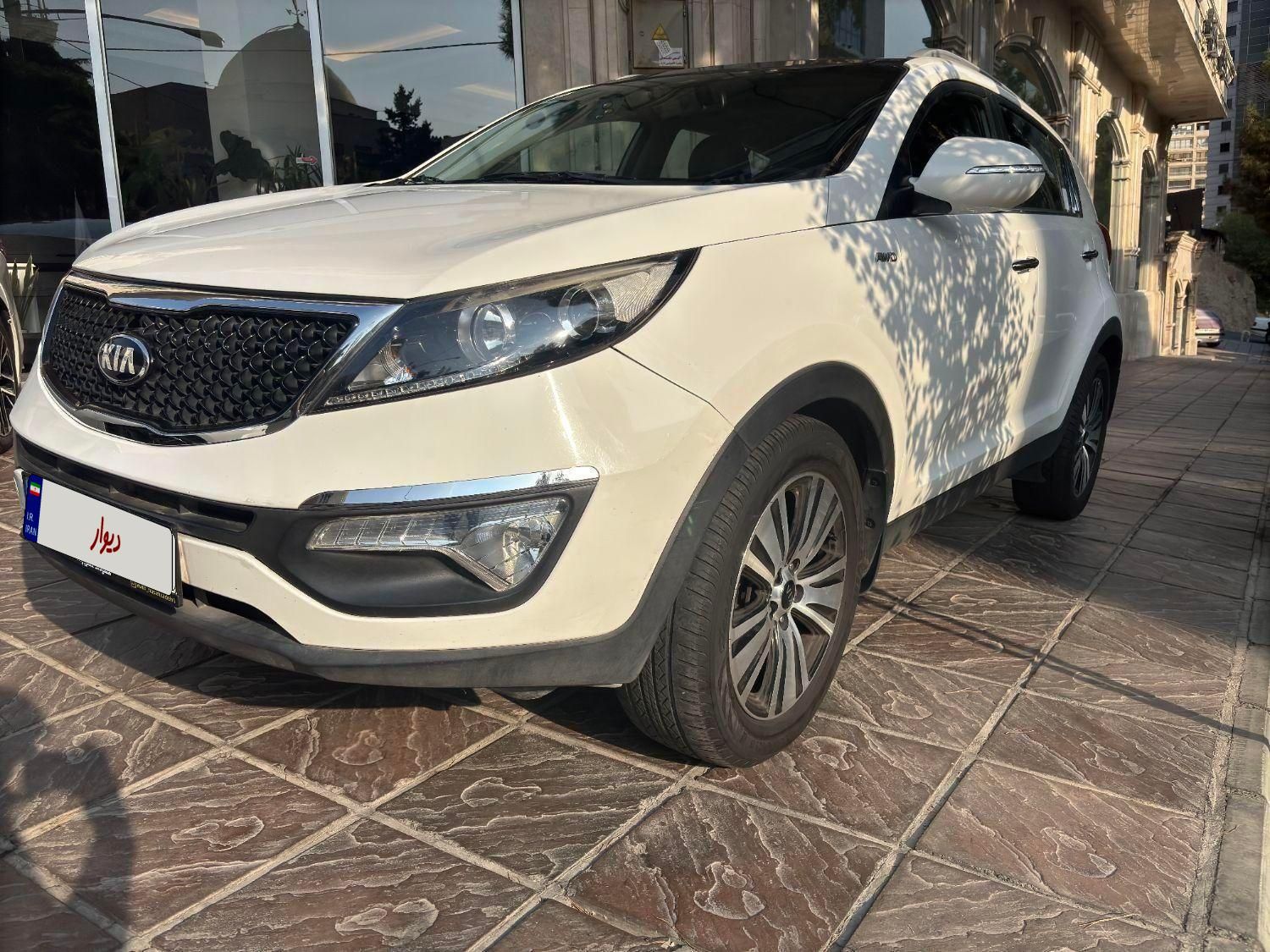 کیا اسپورتیج 4 سیلندر فول 2400cc - 2014