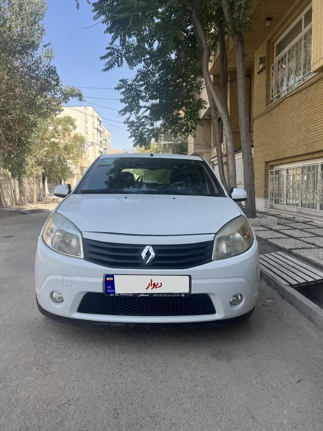 خودرو رنو، ساندرو آگهی ann_19337043