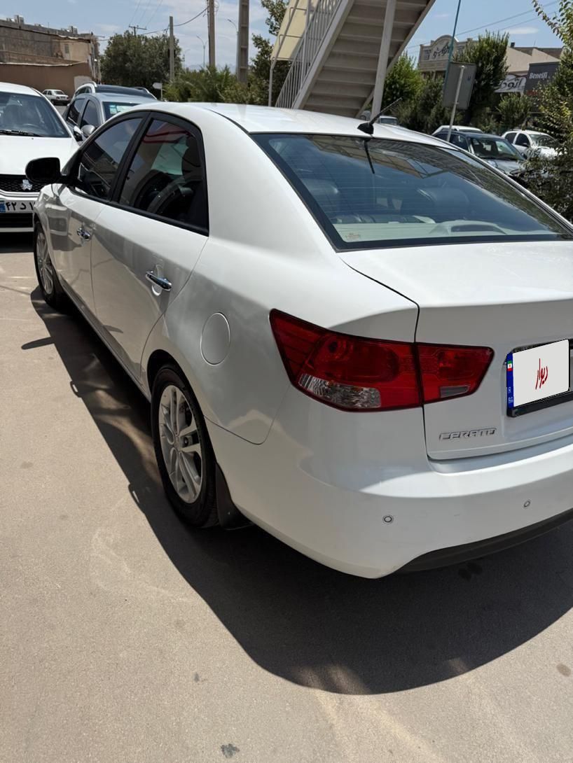 خودرو کیا، سراتو مونتاژ آگهی ann_19337462