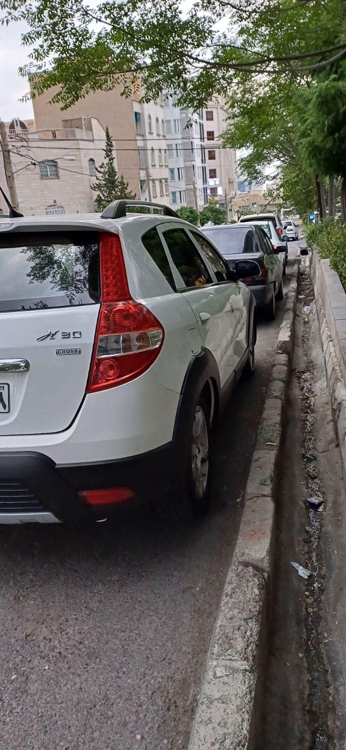 دانگ فنگ H30 کراس اتوماتیک - 1397