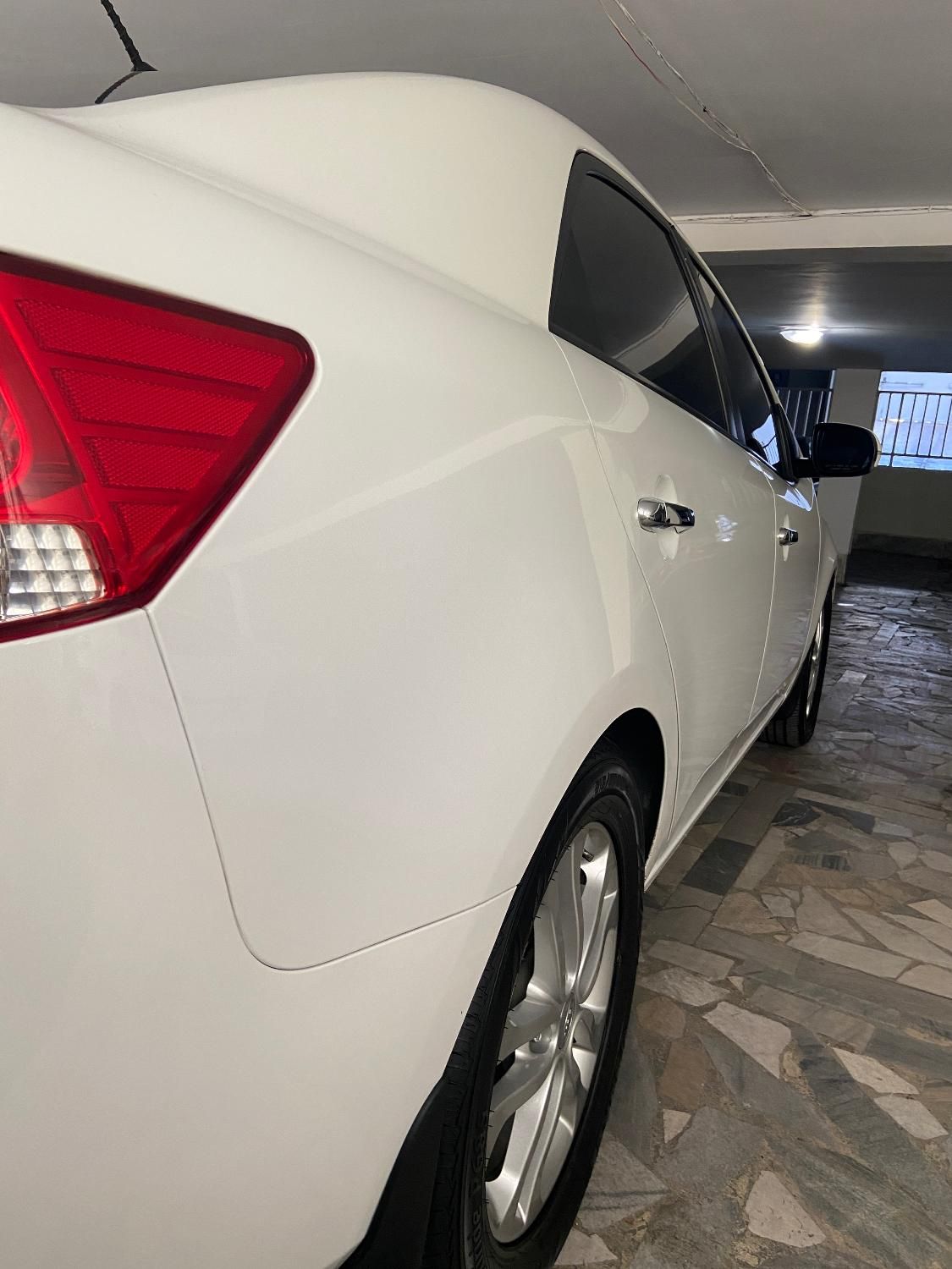 کیا سراتو 2.0 لیتر اتوماتیک GT لاین - 2018