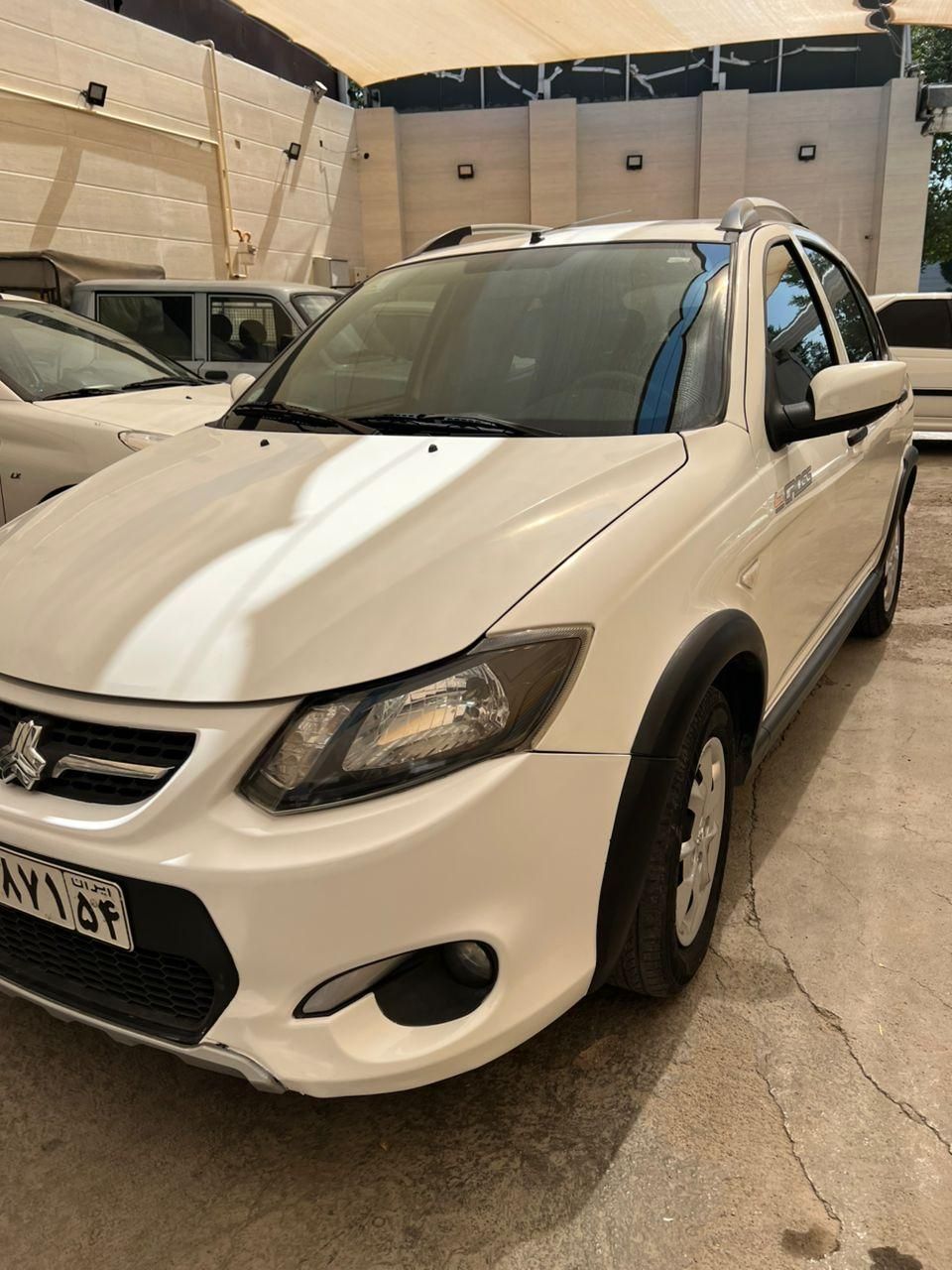خودرو کوییک، معمولی آگهی ann_19337898