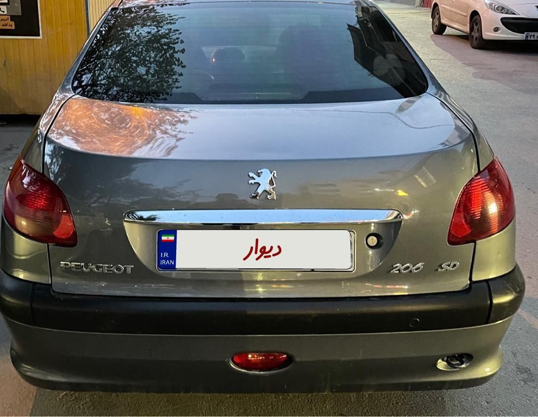 پژو ۲۰۶ صندوق دار v8 - 1399