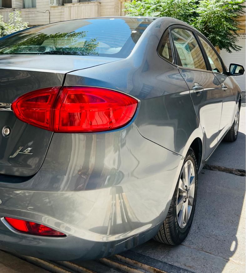 جک J4 اتوماتیک ساده - 1401