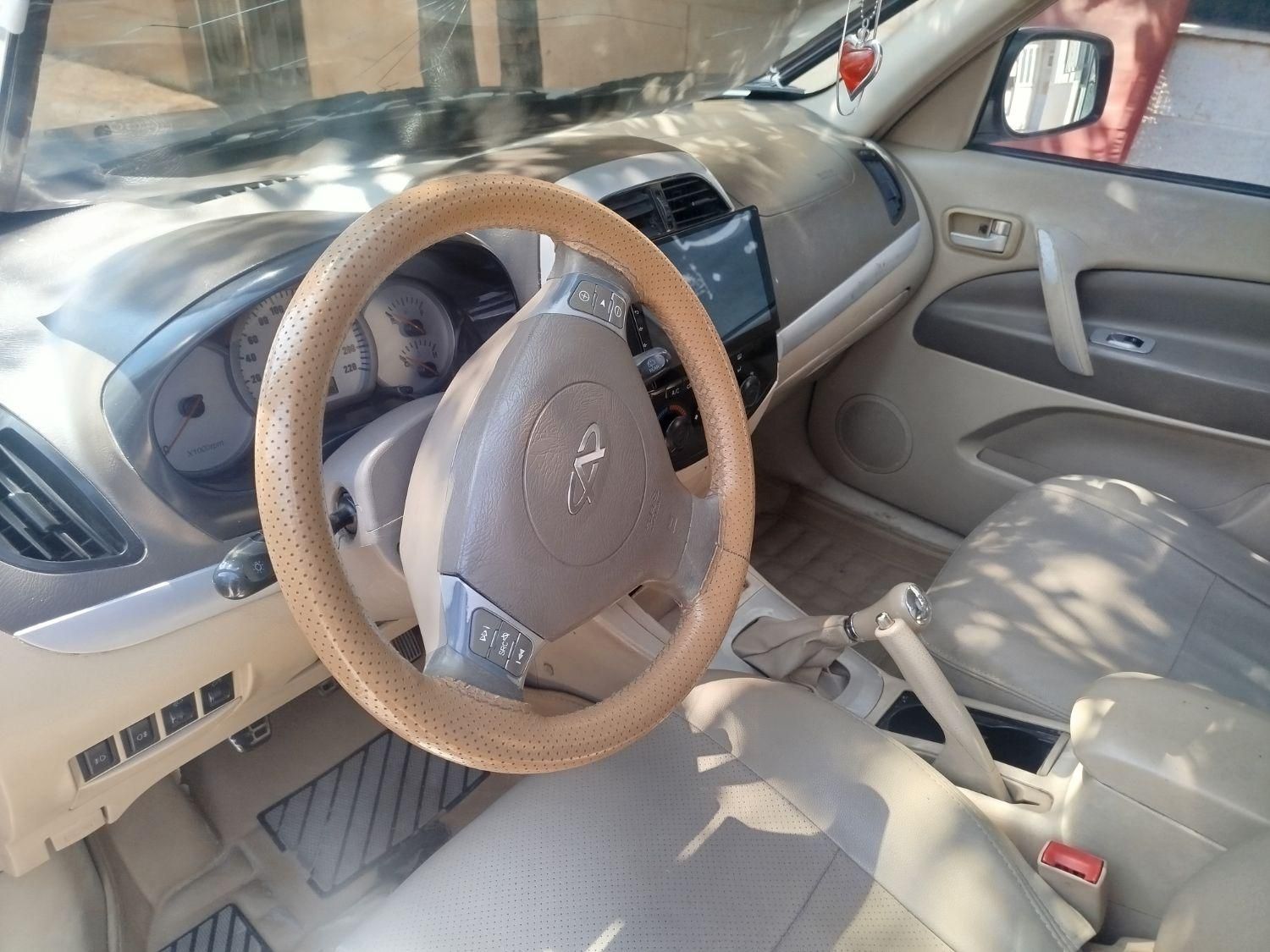 ام وی ام X33 دنده‌ای ساده - 1393
