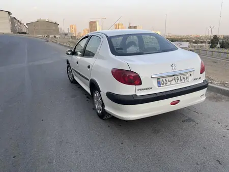 پژو ۲۰۶ صندوق دار v10 - 1389