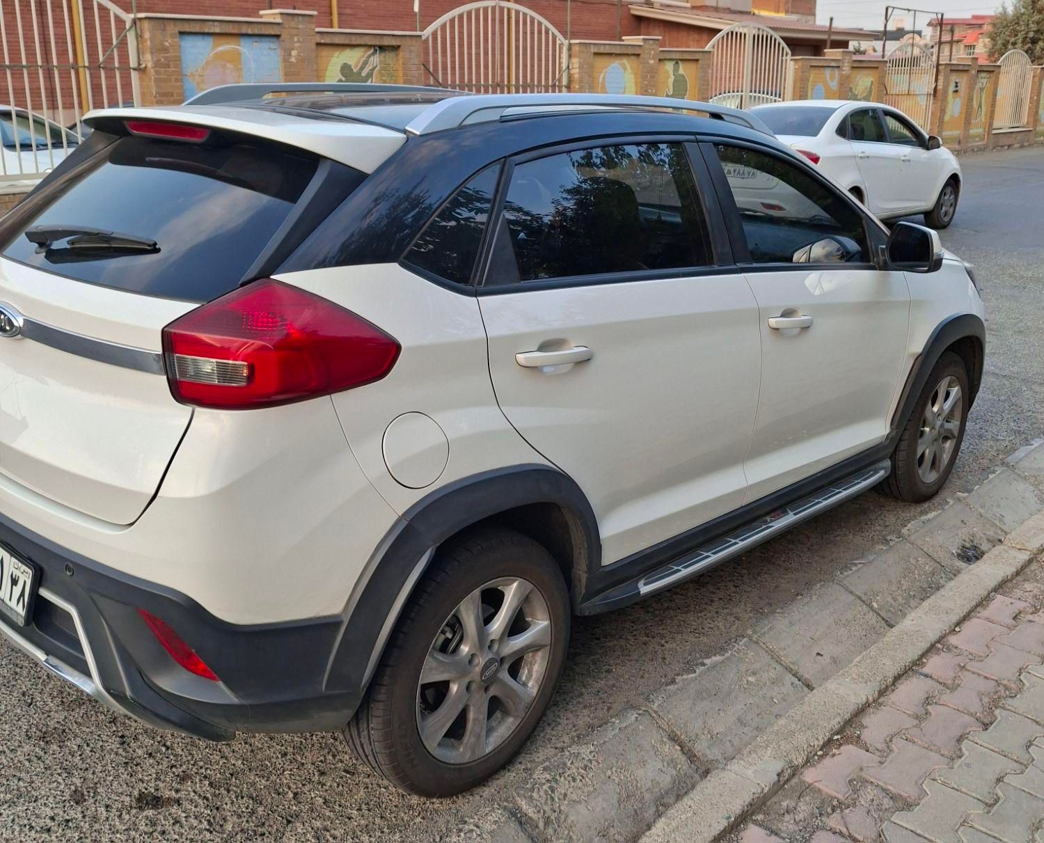 ام وی ام X22 دنده ای اسپرت لاکچری - 1401