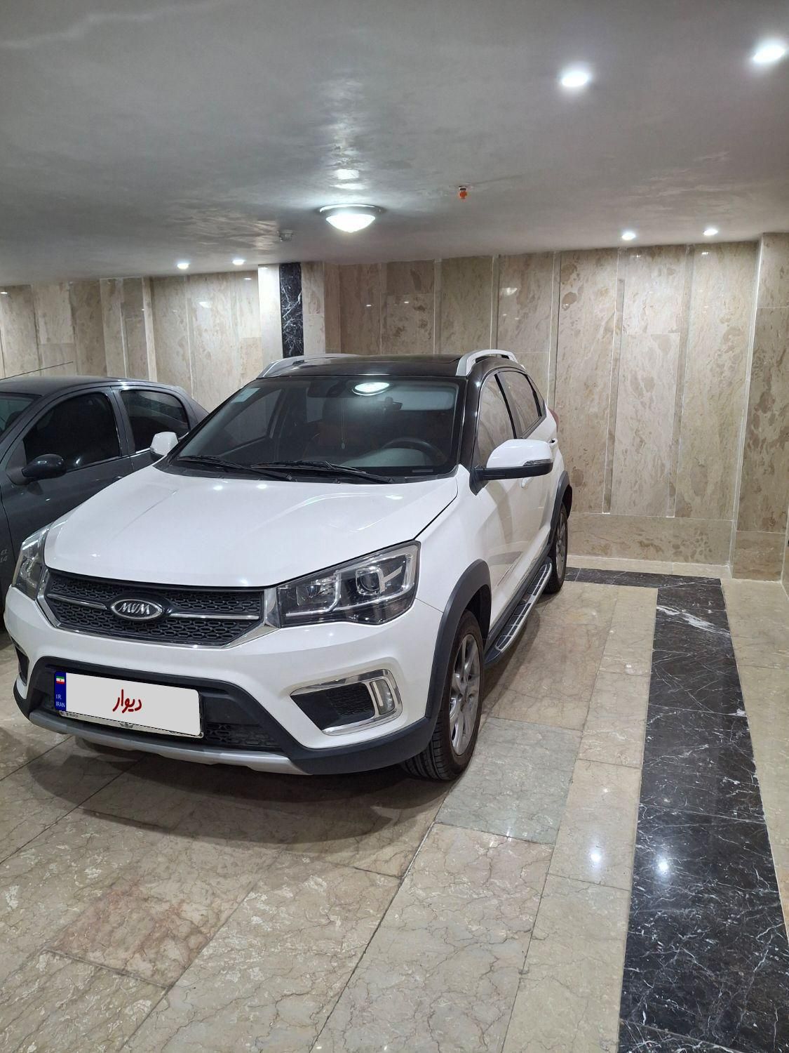 خودرو ام وی ام، X22 آگهی ann_19338587