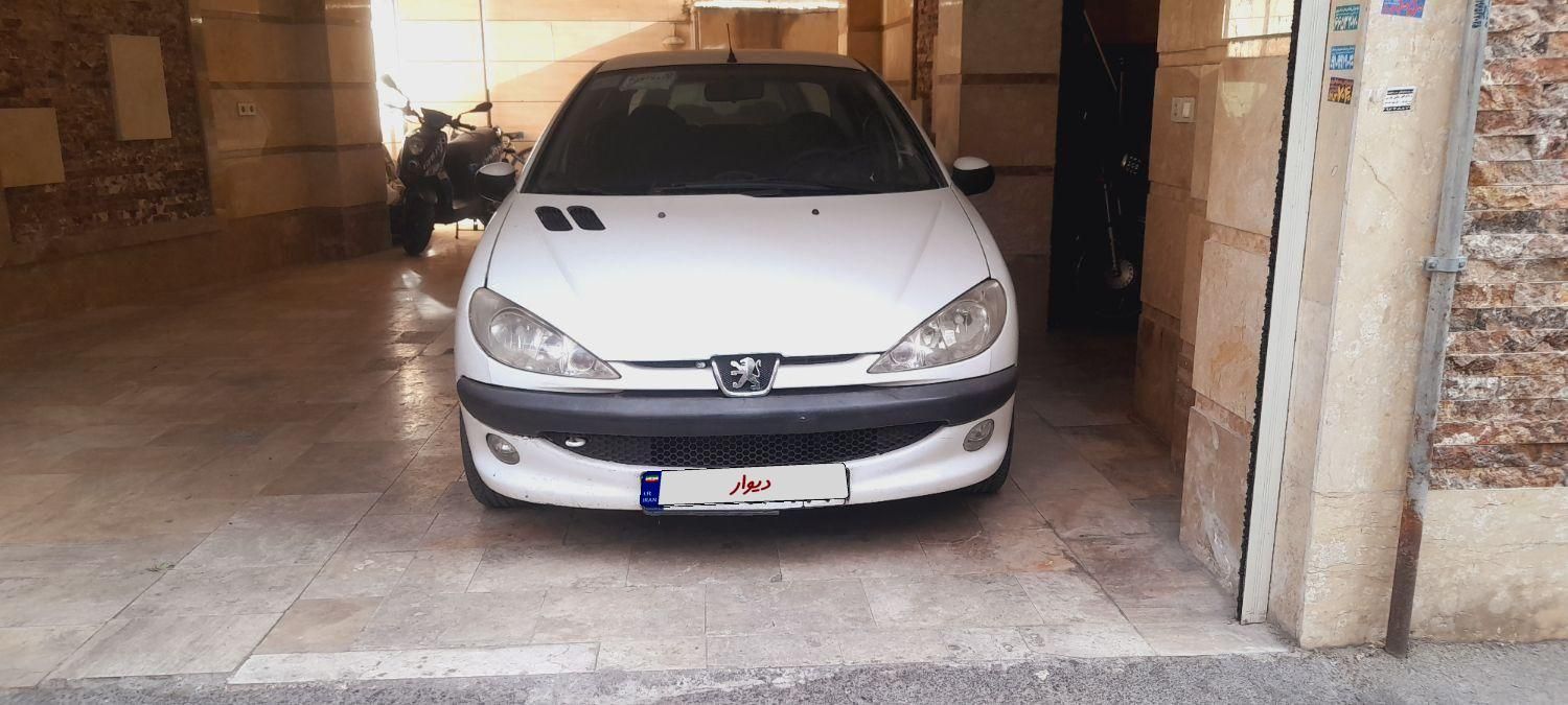 خودرو پژو، ۲۰۶ صندوق دار آگهی ann_19338642