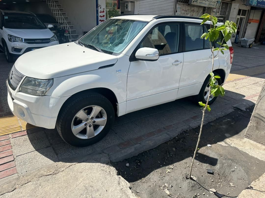 سوزوکی ویتارا ایران خودرو 2400 اتوماتیک - 1389