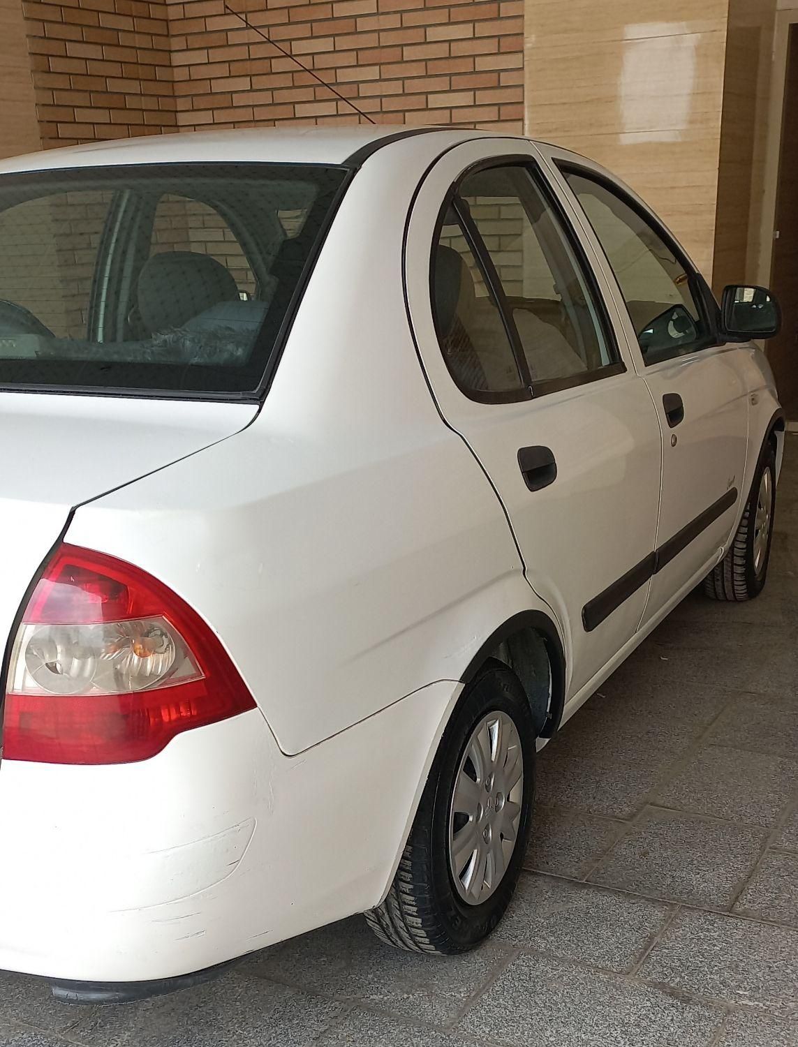 تیبا صندوق دار SX - 1393