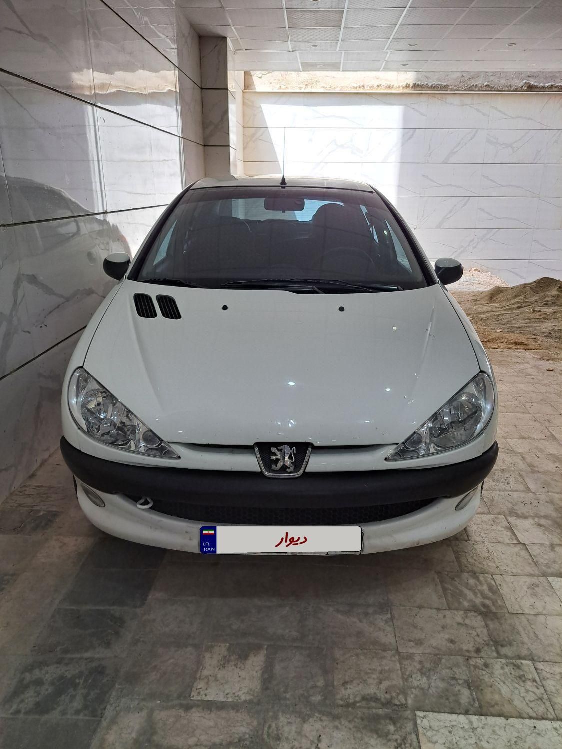 پژو ۲۰۶ صندوق دار v8 - 1390