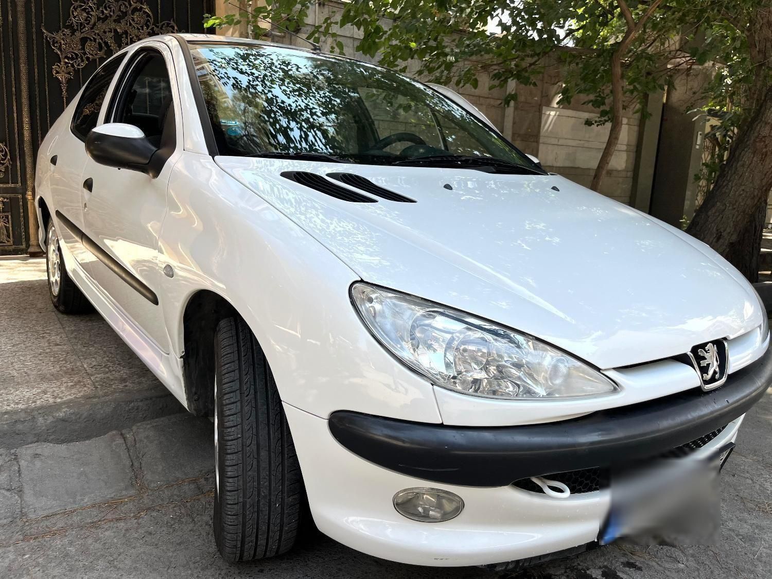 پژو ۲۰۶ صندوق دار v8 - 1395
