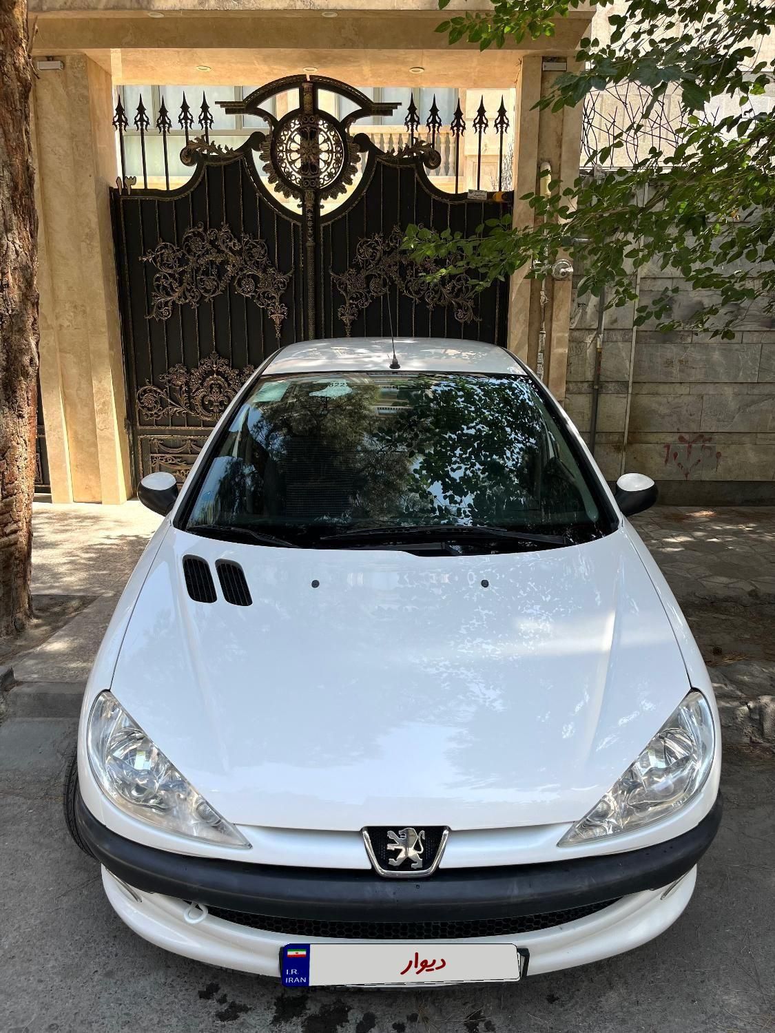 پژو ۲۰۶ صندوق دار v8 - 1395