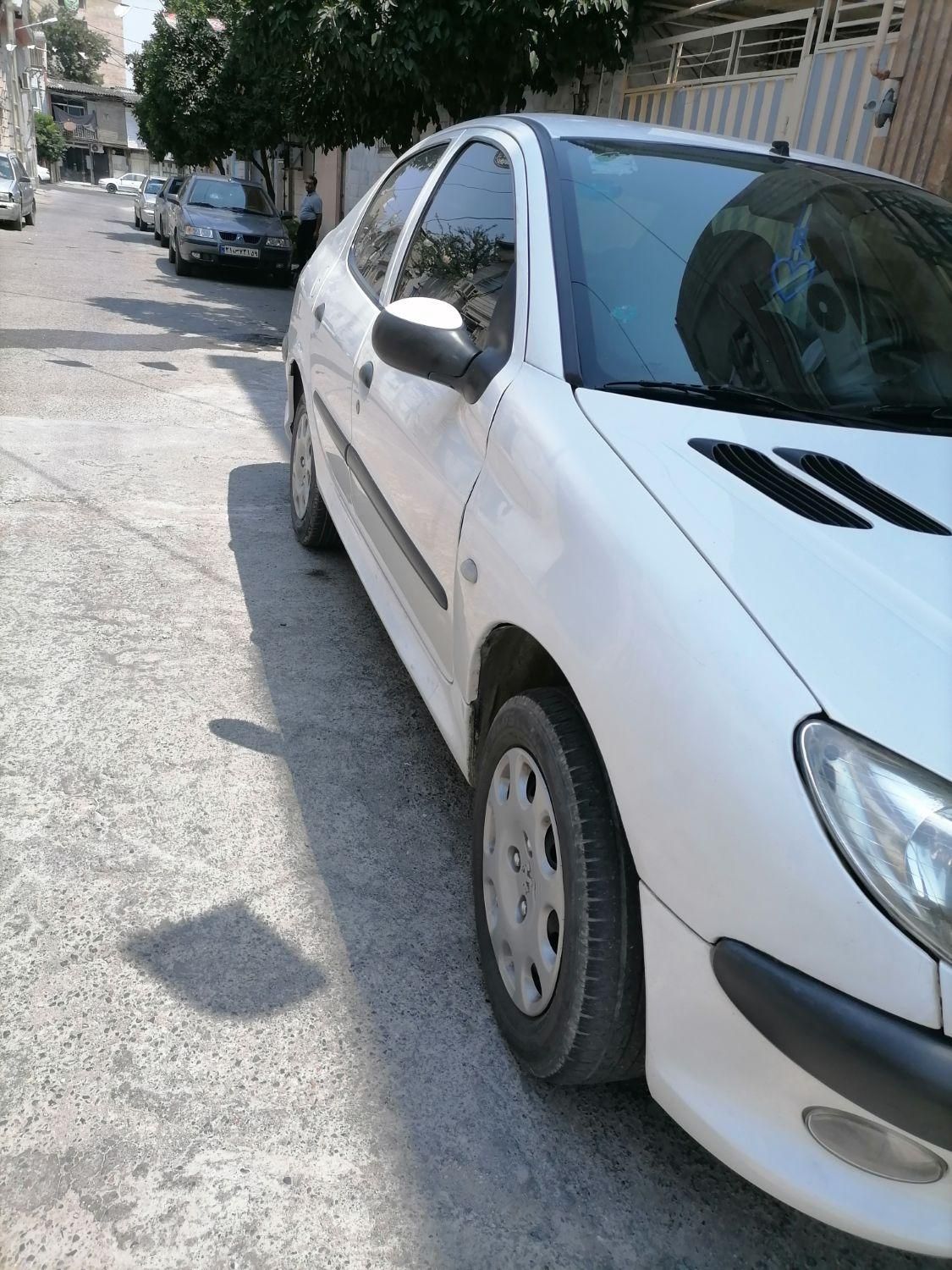 پژو ۲۰۶ صندوق دار v2 - 1390