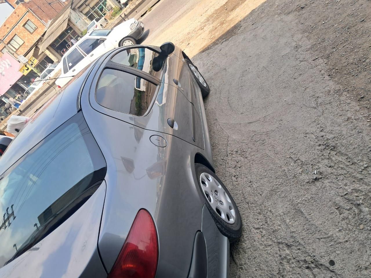 پژو ۲۰۶ صندوق دار v8 - 1386