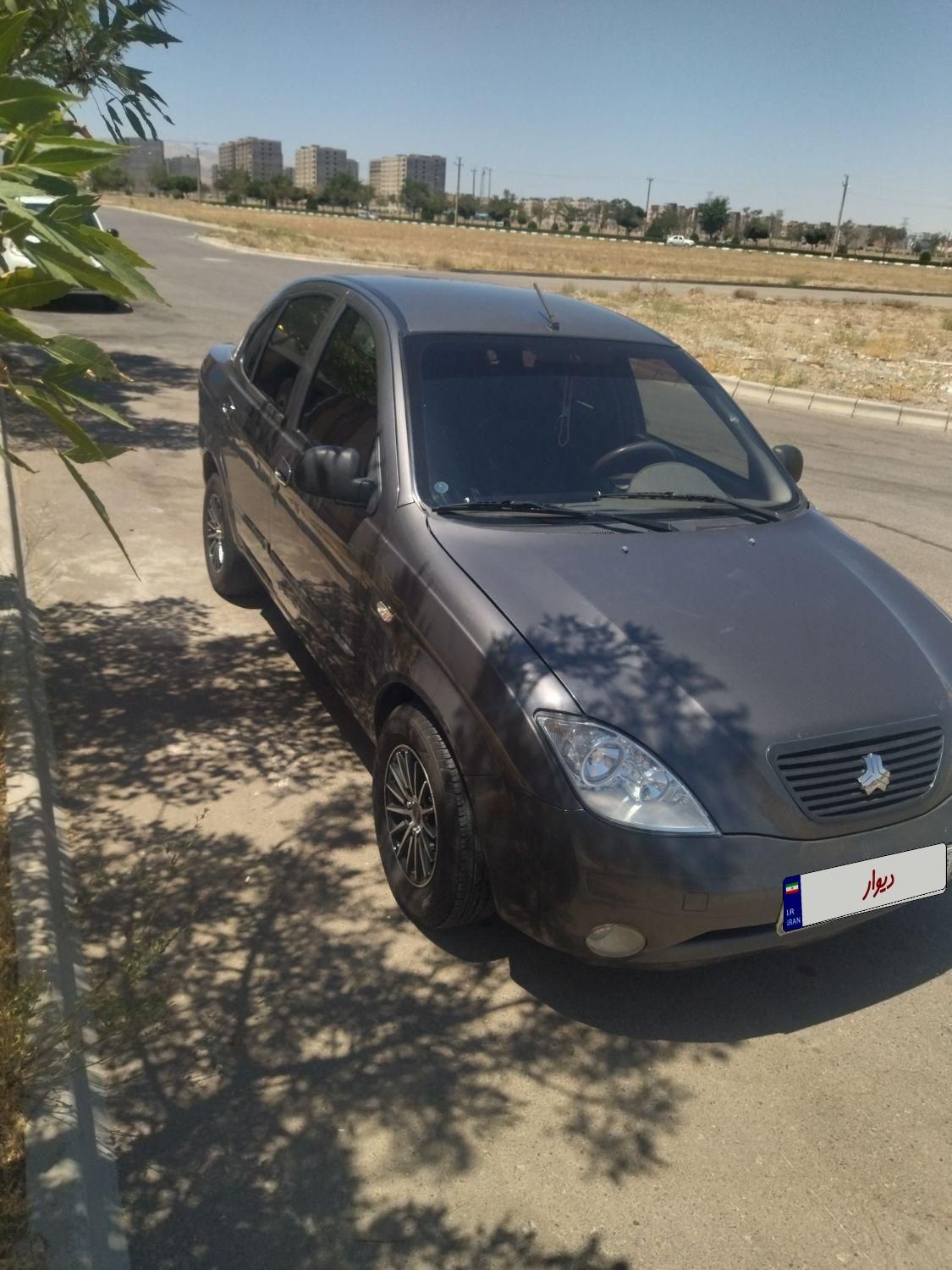 تیبا صندوق دار SX - 1393