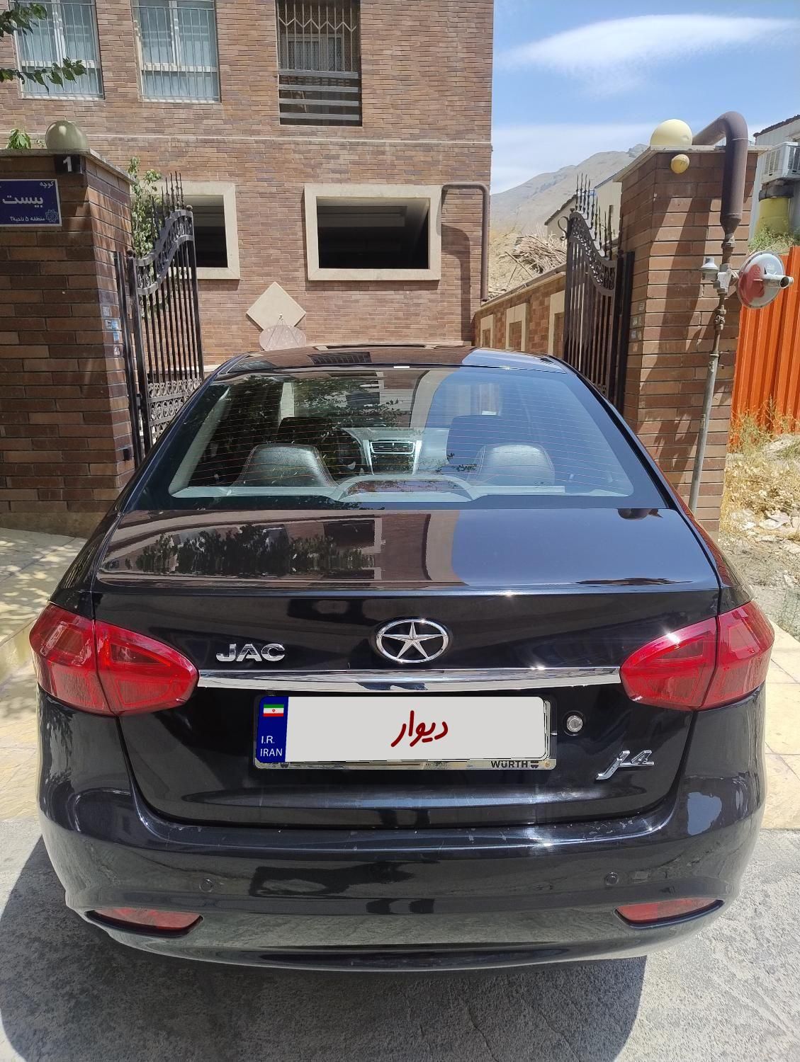 جک J4 اتوماتیک ساده - 1402