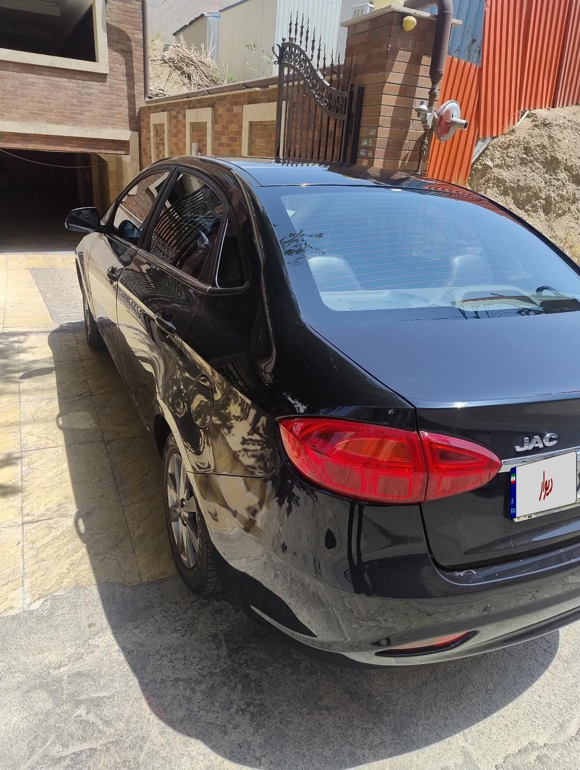 جک J4 اتوماتیک ساده - 1402