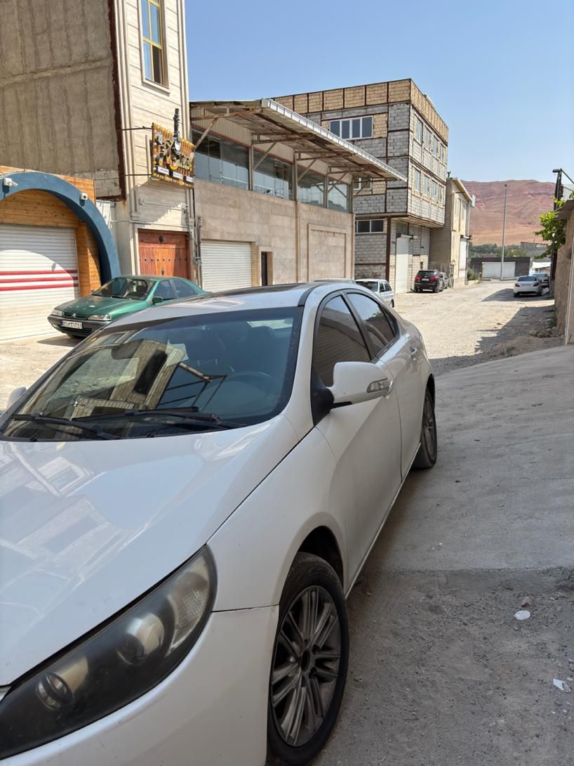 جک J5 اتوماتیک - 1394