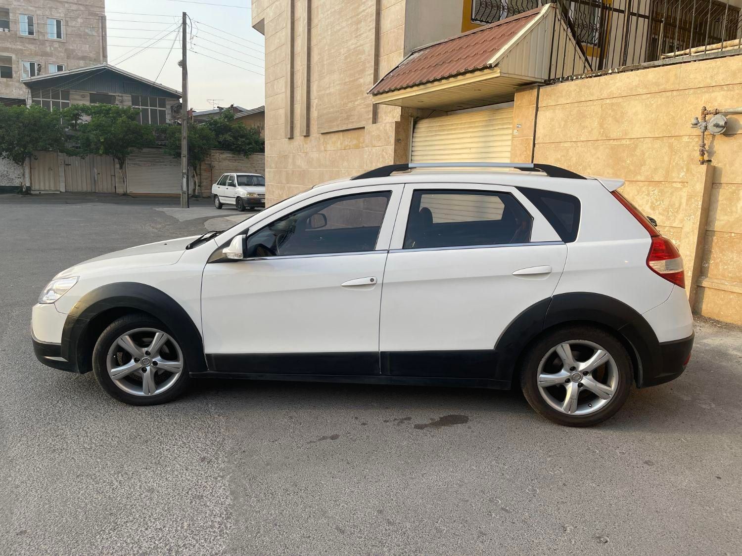 دانگ فنگ H30 کراس اتوماتیک - 1397