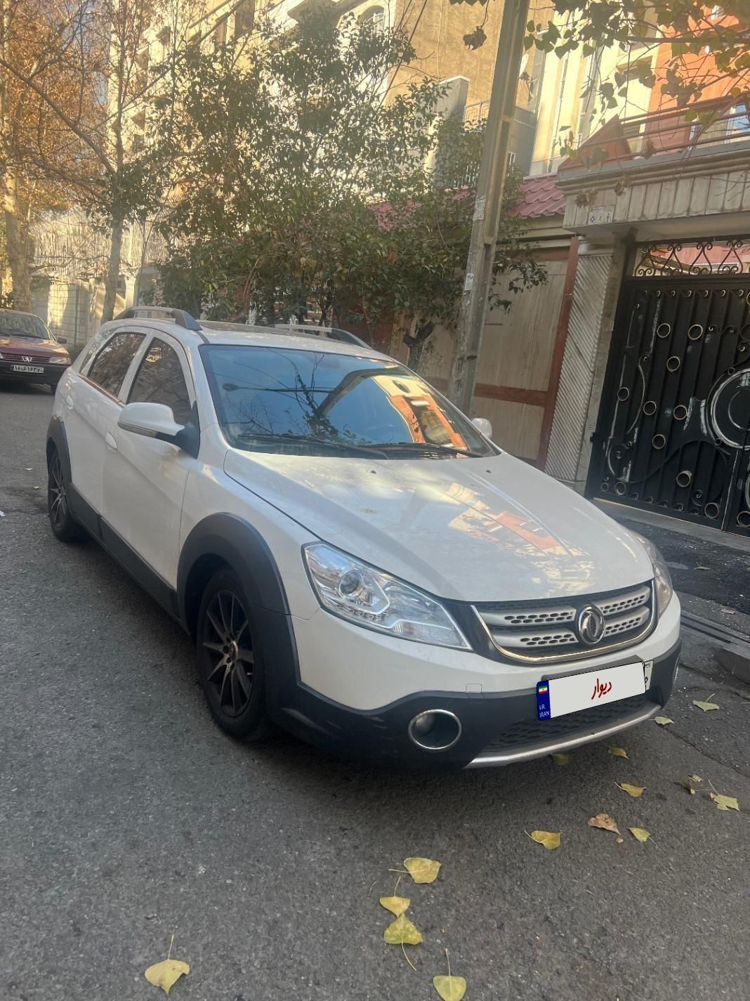 خودرو دانگ فنگ، H30 کراس آگهی ann_19340001