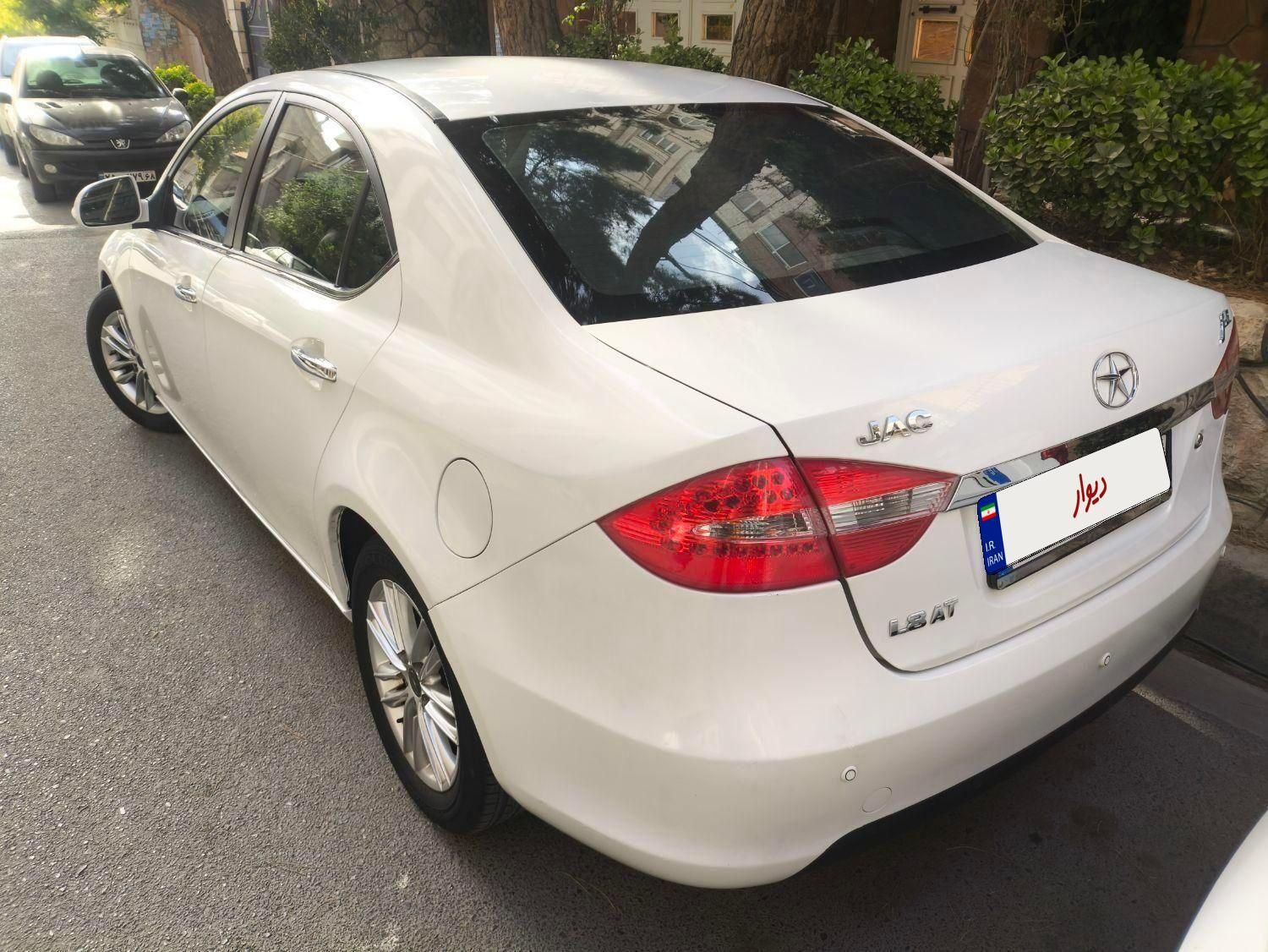 جک J5 اتوماتیک - 1394