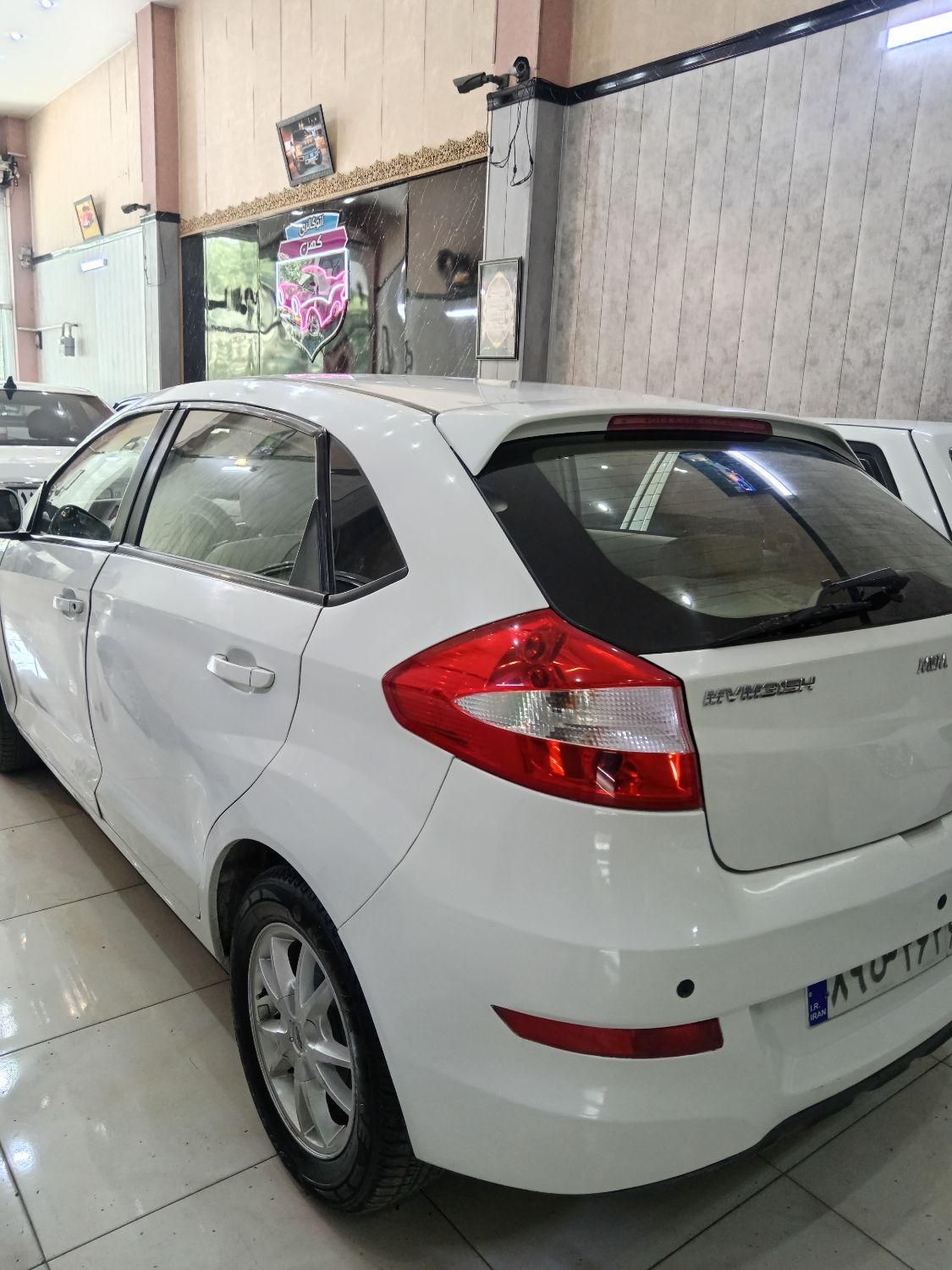 ام وی ام 315 هاچ بک ساده دنده ای - 1391