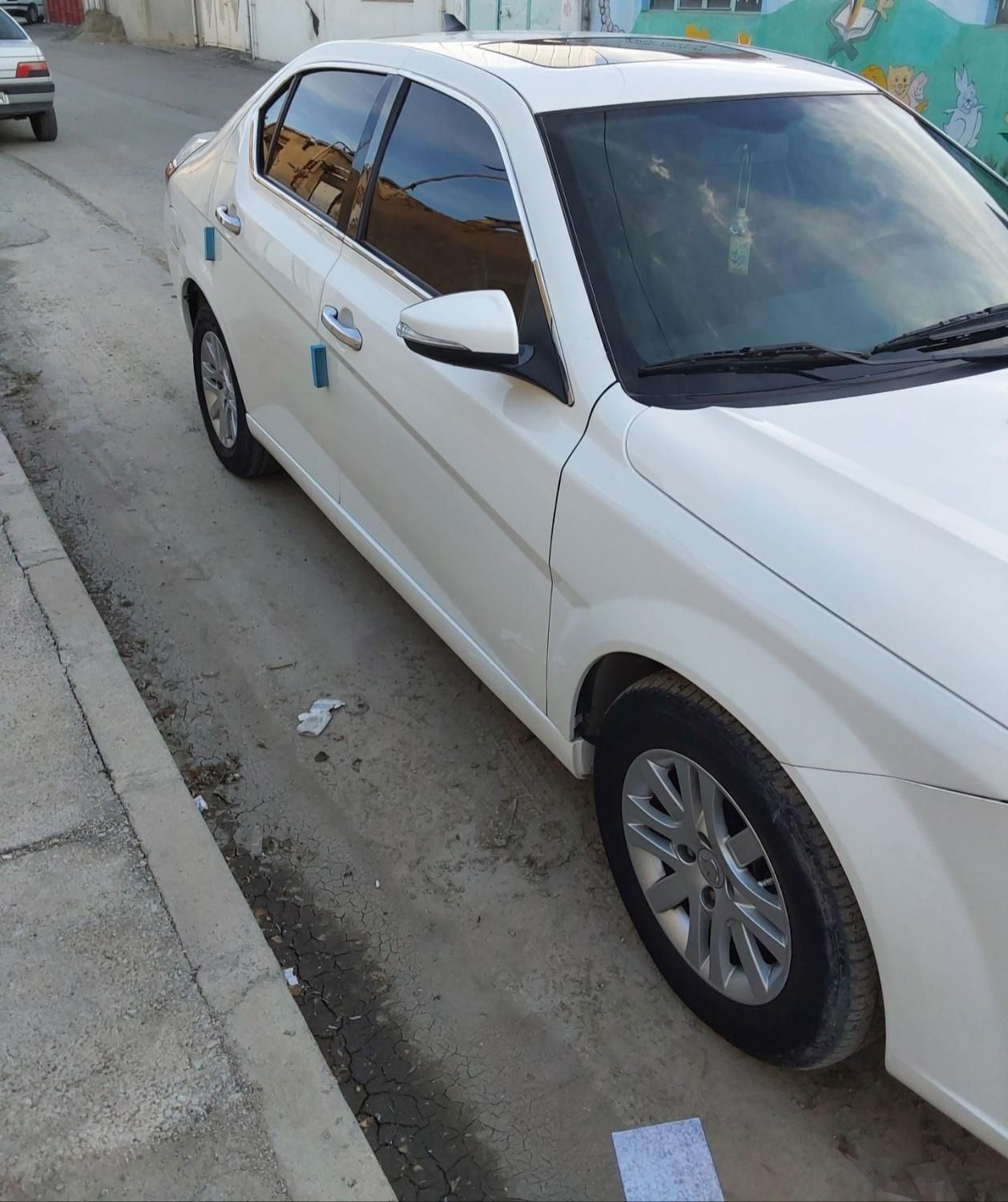 دنا پلاس تیپ ۲ سانروف ۴ ایربگ - 1396