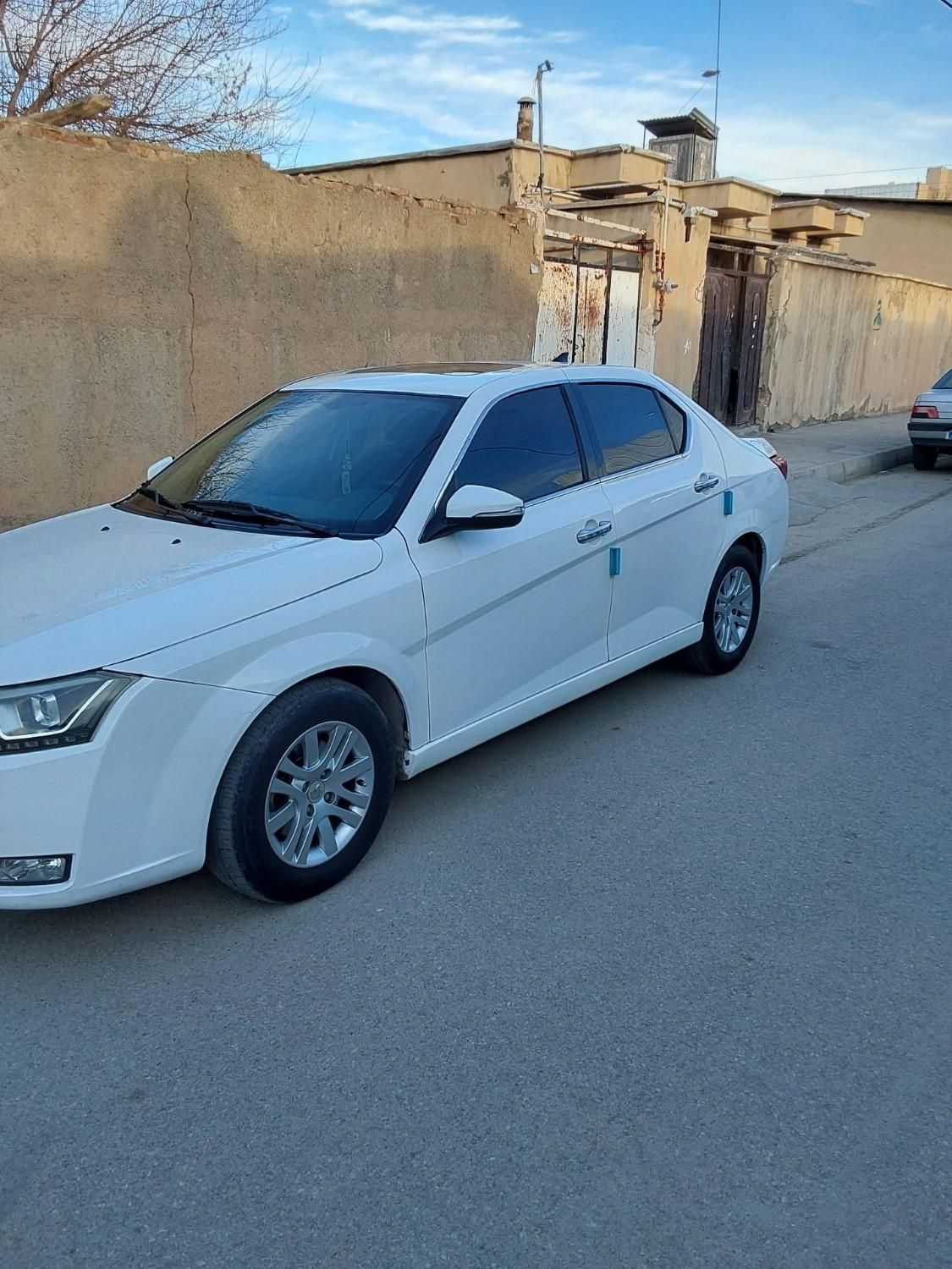 دنا پلاس تیپ ۲ سانروف ۴ ایربگ - 1396