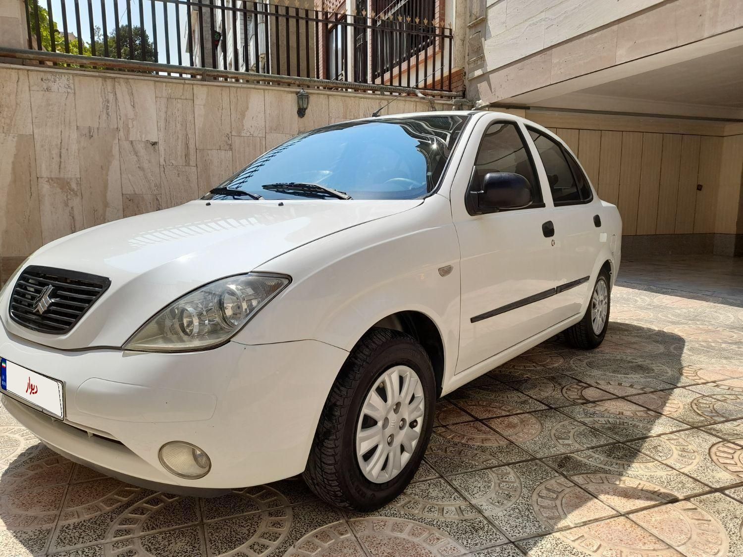 تیبا صندوق دار SX - 1400