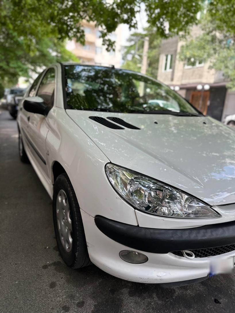 پژو ۲۰۶ صندوق دار v8 - 1396