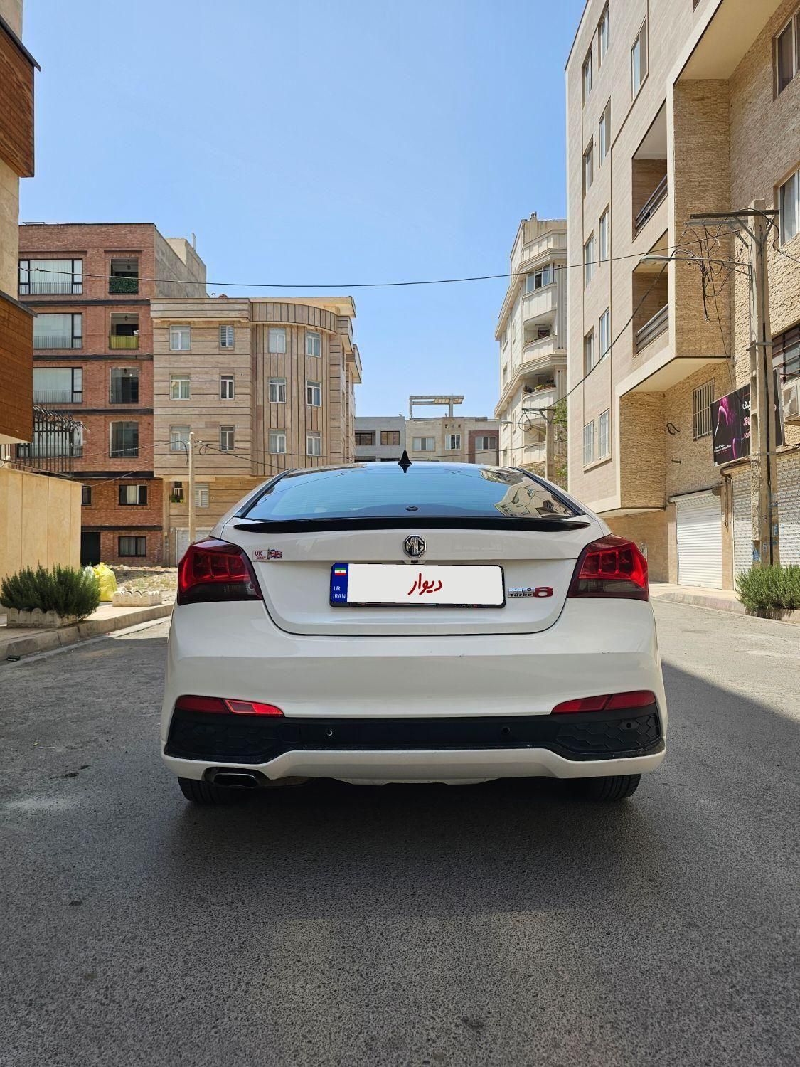ام جی 6 لیفت بک GT فیس قدیم - 2015