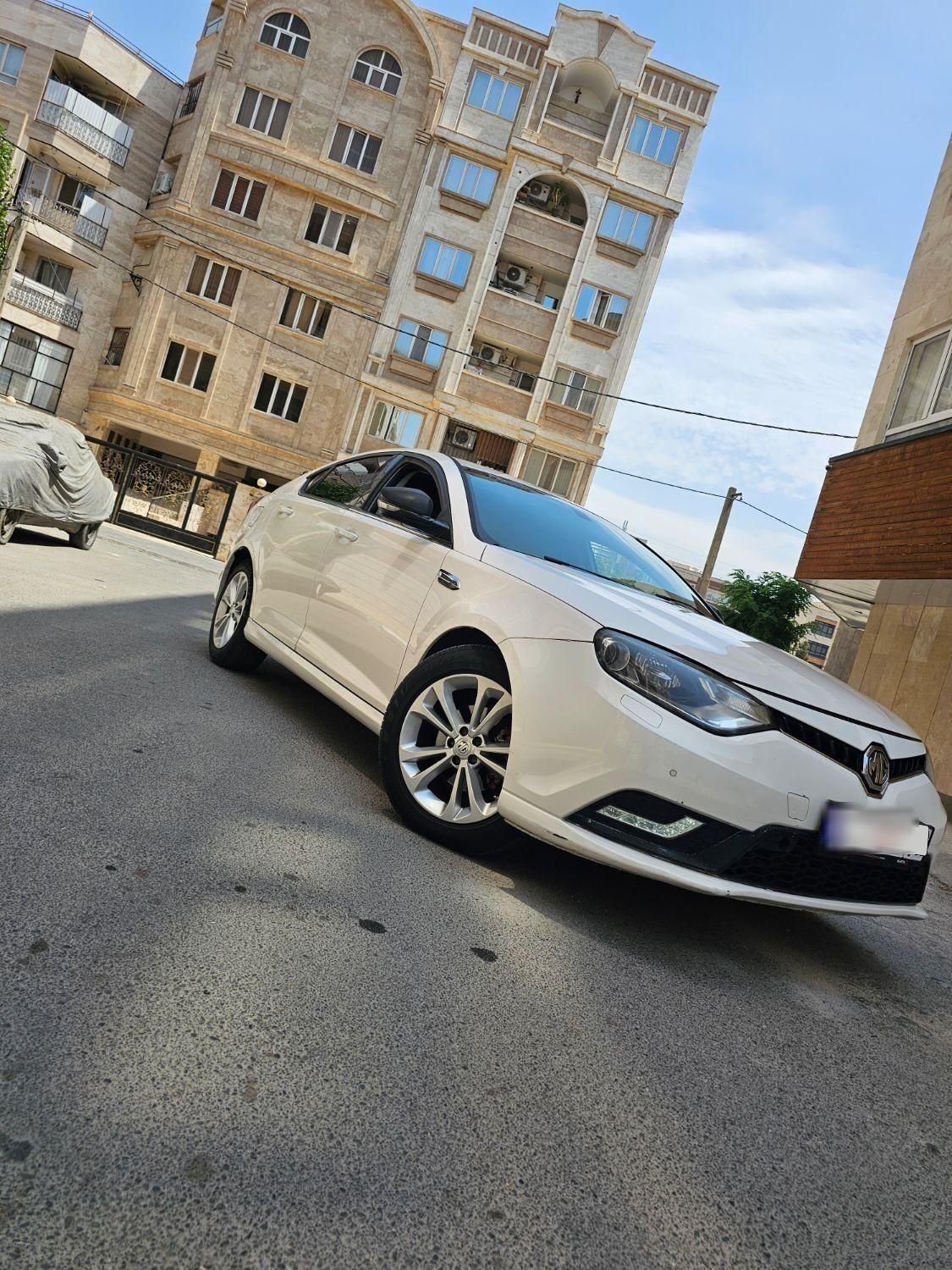 ام جی 6 لیفت بک GT فیس قدیم - 2015