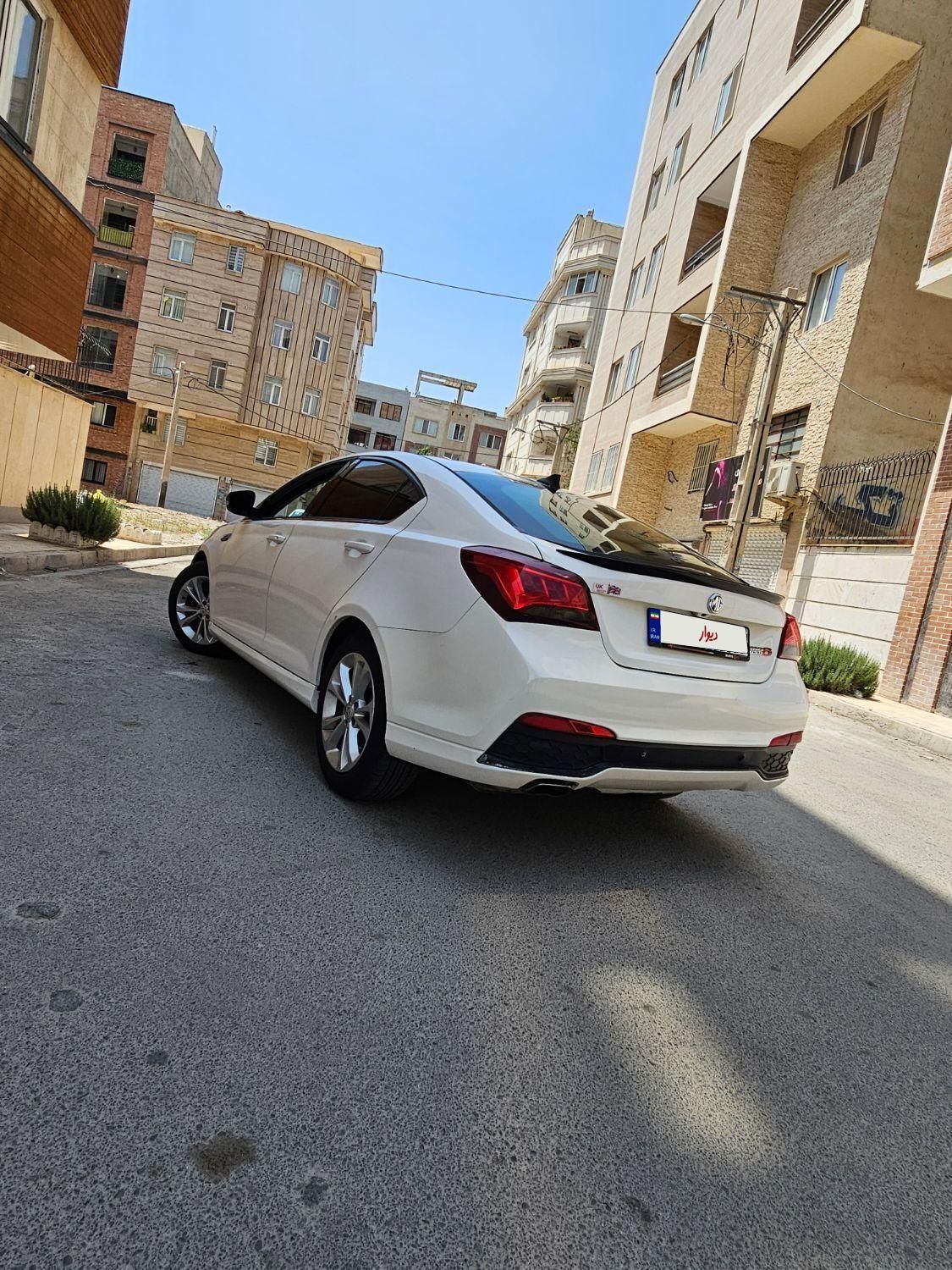 خودرو ام جی، 6 لیفت بک آگهی ann_19341090