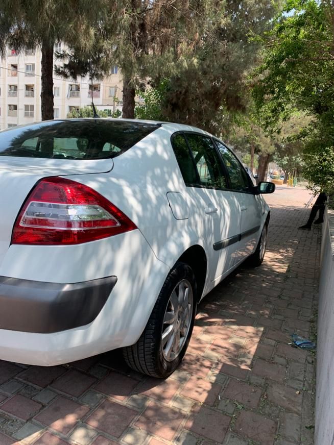 رنو مگان پارس خودرو 2000 - 1391